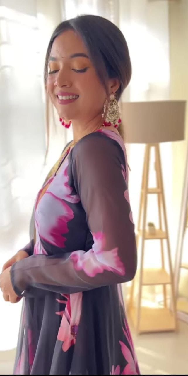Black Big Flower Floral Printed Georgette Gown with Dupatta Gown with Dupatta Shopin Di Apparels