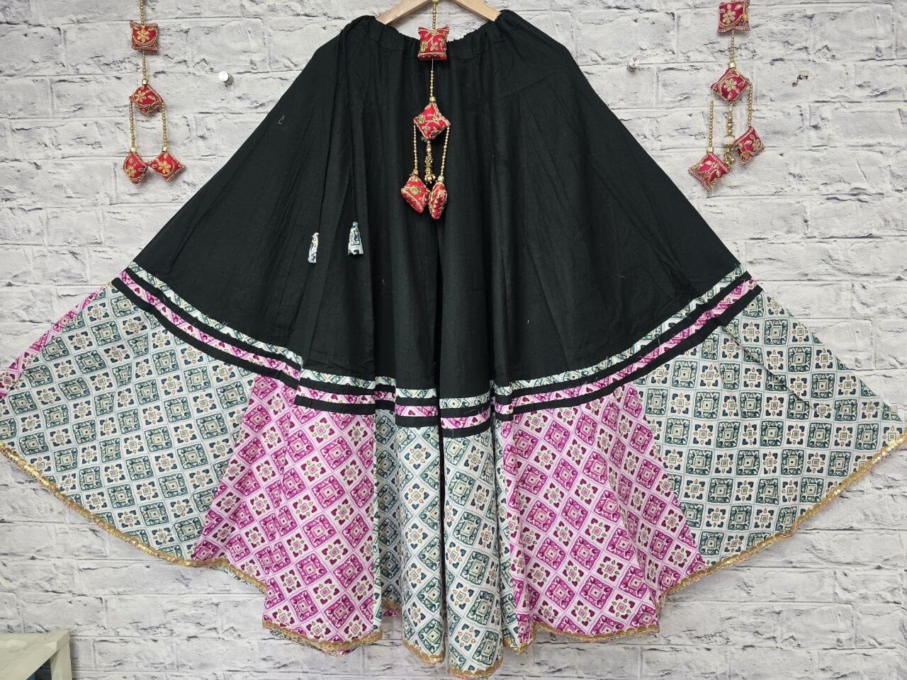 Black Checkers Mix Fabric Skirt Skirt Shopin Di Apparels