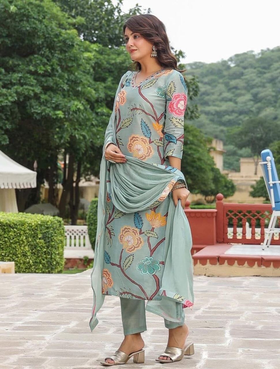Cotton Blend With Neck Embroidery Kurti with Dupatta and Bottom Kurti with Dupatta and Bottom Shopin Di Apparels