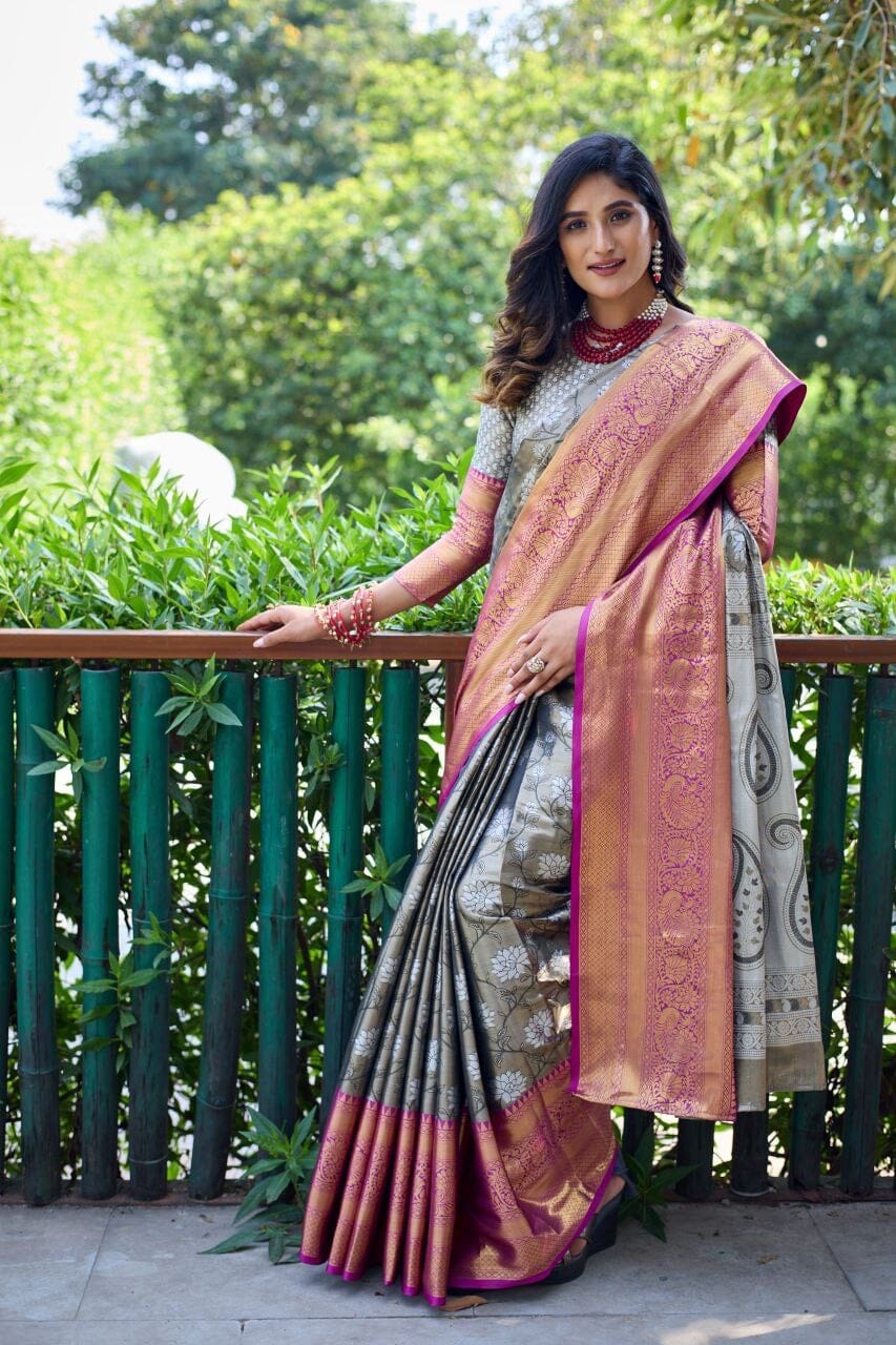 Green Banarasi Handloom Tissue Silk Zari work Saree Silk Saree Shopin Di Apparels