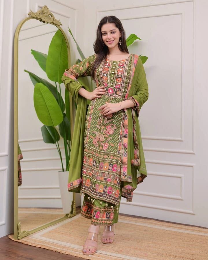 Mehendi Green Multicoloured print with Embroidered Kurti with Dupatta and Pant Set Kurti with Bottom and Dupatta Shopin Di Apparels