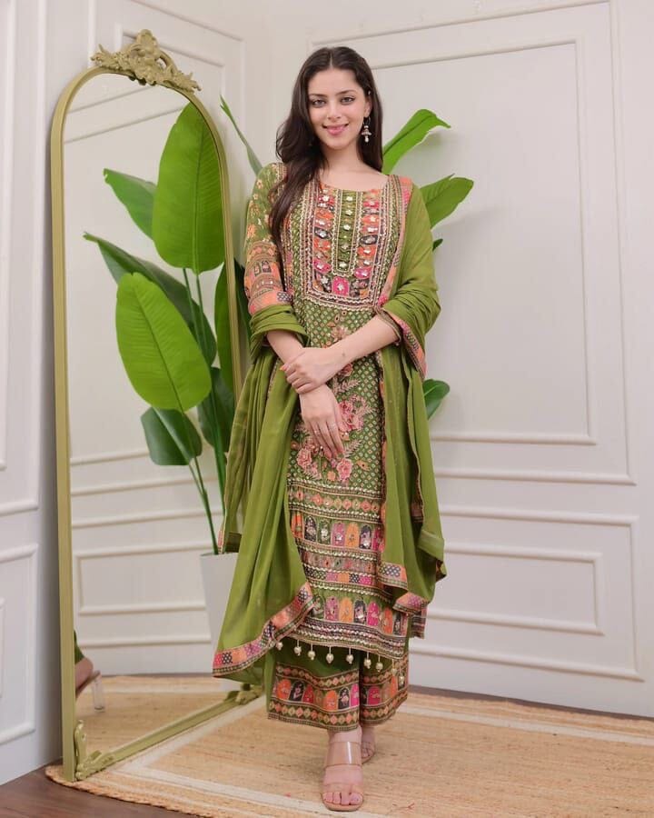 Mehendi Green Multicoloured print with Embroidered Kurti with Dupatta and Pant Set Kurti with Bottom and Dupatta Shopin Di Apparels