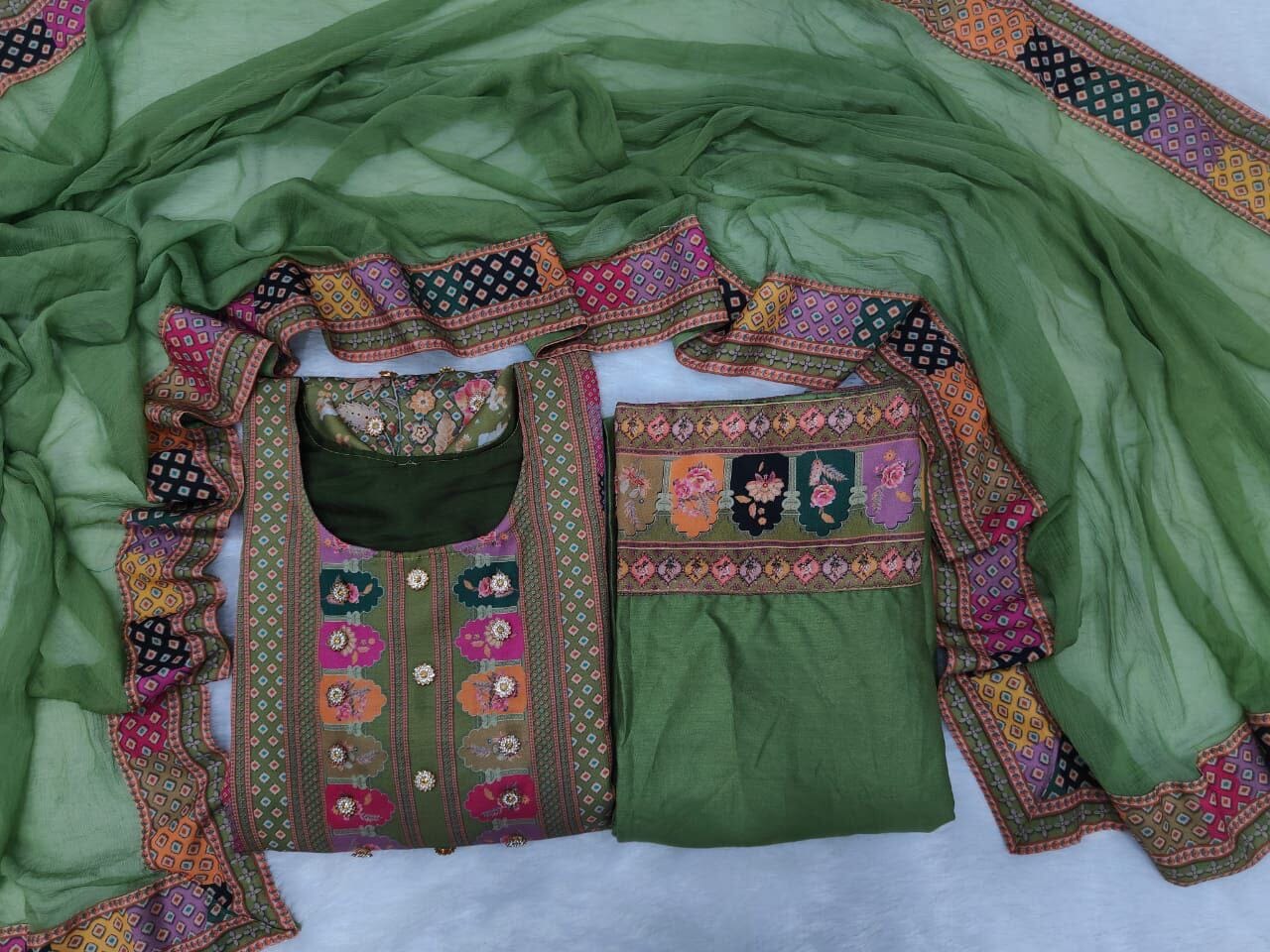 Mehendi Green Multicoloured print with Embroidered Kurti with Dupatta and Pant Set Kurti with Bottom and Dupatta Shopin Di Apparels