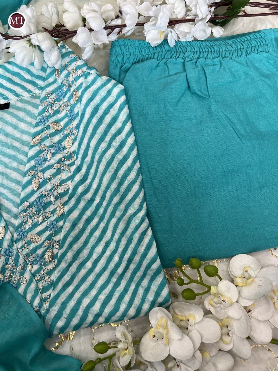 Mehra V Neck Cotton Kurti with Dupatta and Pant Kurti with Bottom and Dupatta Shopin Di Apparels