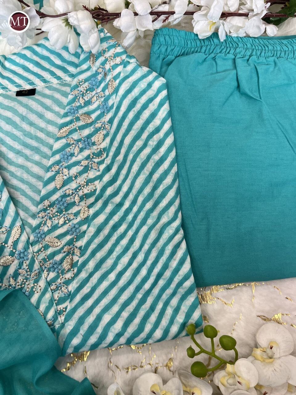 Mehra V Neck Cotton Kurti with Dupatta and Pant Kurti with Bottom and Dupatta Shopin Di Apparels