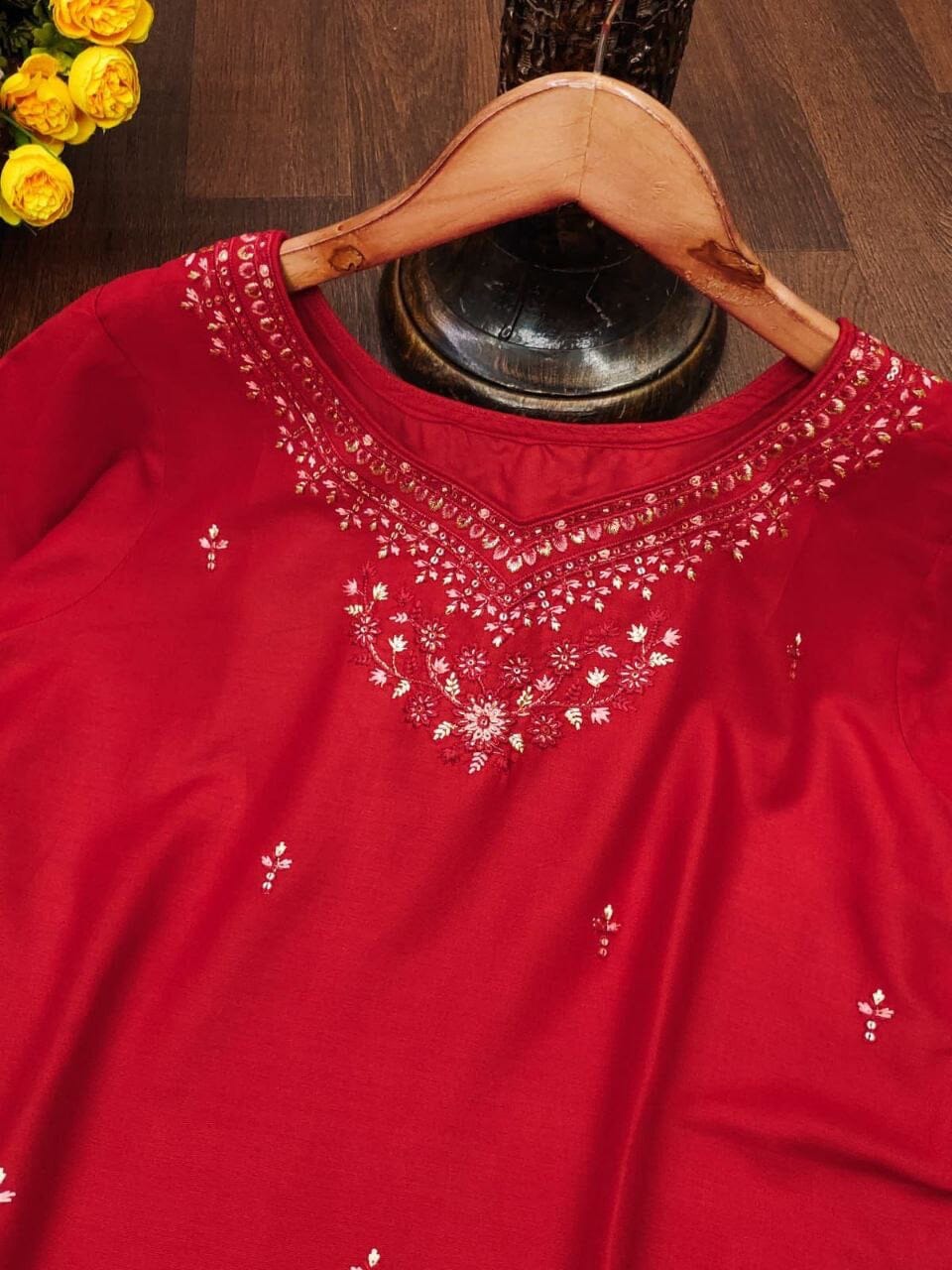 Red DHAMAKA Rayon Embroidered Kurti Kurti Shopin Di Apparels