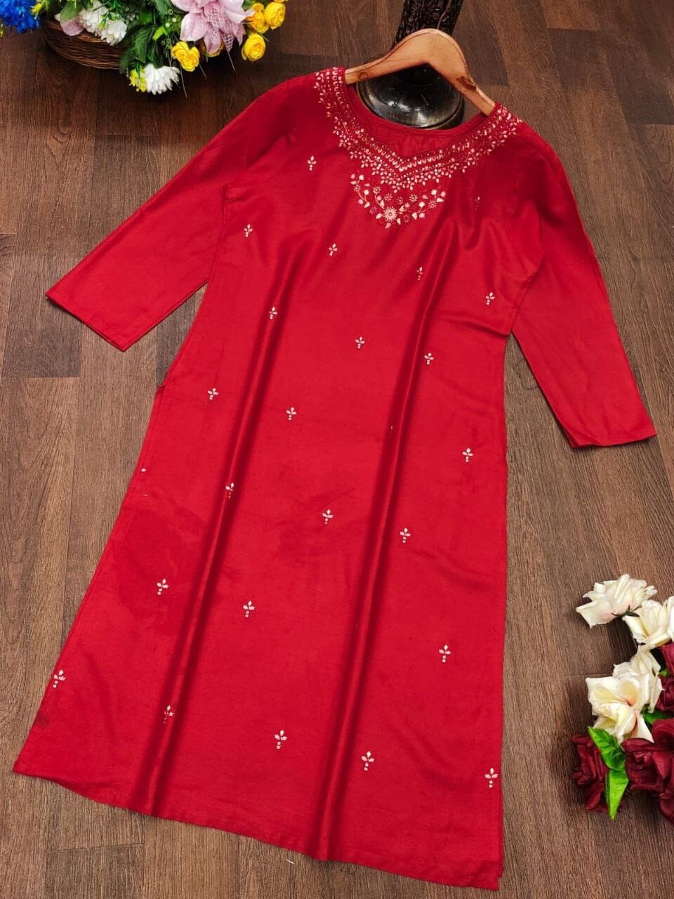 Red DHAMAKA Rayon Embroidered Kurti Kurti Shopin Di Apparels