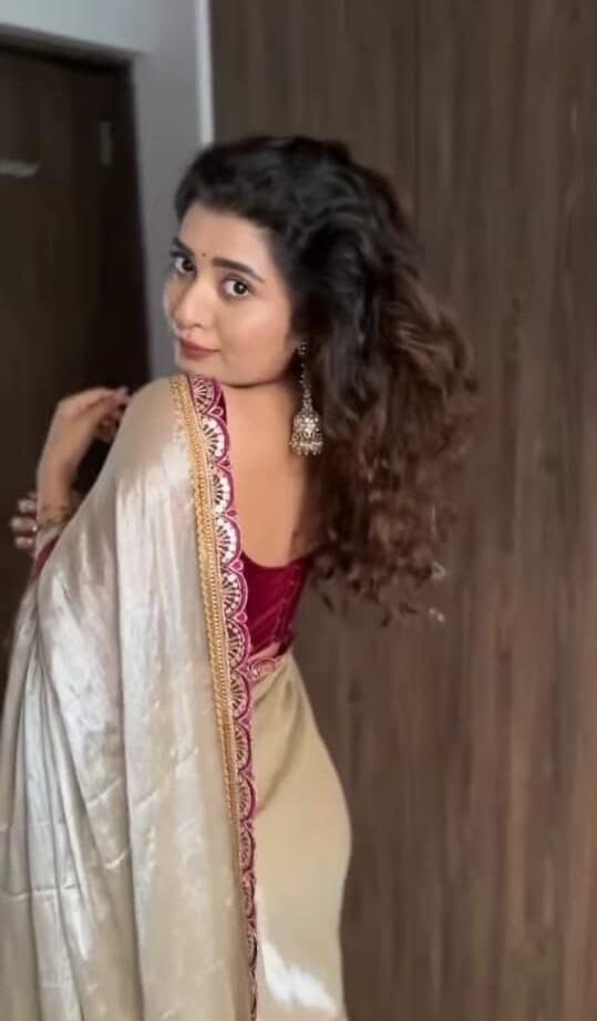 Uppada Tissue Silk Saree With Raw Silk Blouse with Lace Border and Tassels Designer Saree Shopin Di Apparels