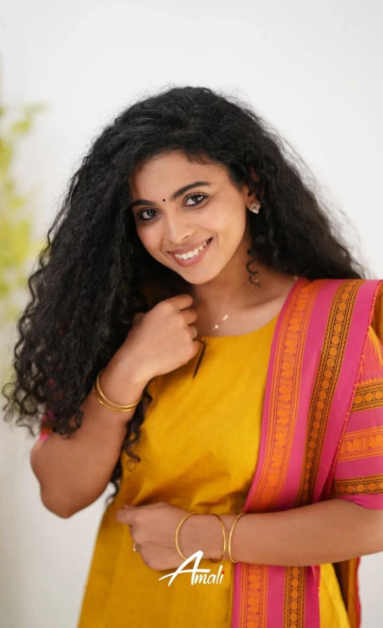 Yellow Kanchi Cotton Vatika Kurti with Dupatta and Bottom Set Kurti with Bottom and Dupatta Shopin Di Apparels