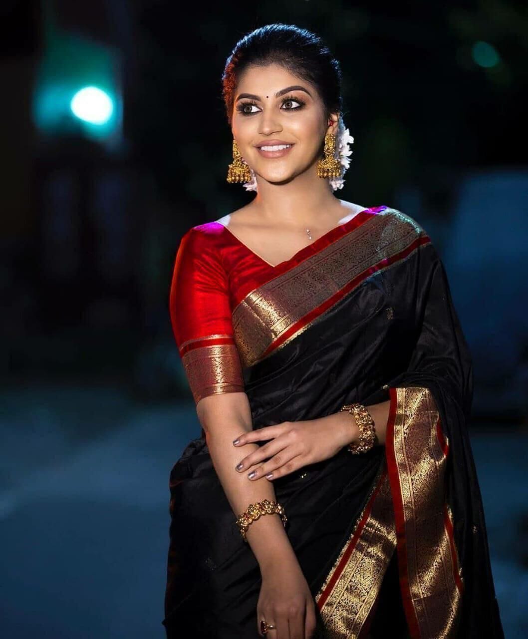 Black Soft Lichi Silk Saree Shopin Di Apparels