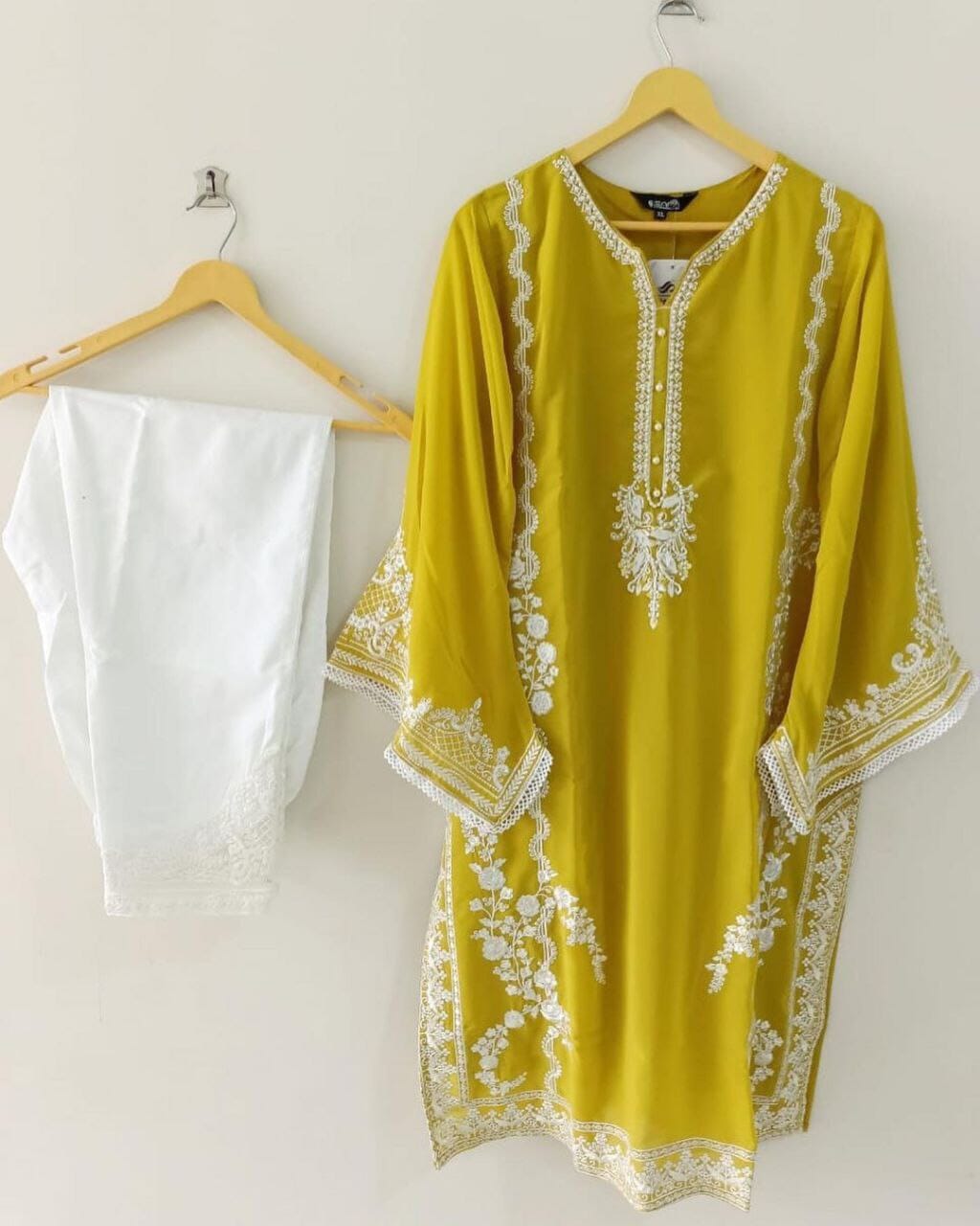 Heavy Pakistani Georgette Top with Palazzo Set in 6 colors Kurti and Pant Shopin Di Apparels