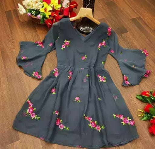 Hravy Georgette Digital Printed Western Tops with Bell sleeves Western Top Shopin Di Apparels