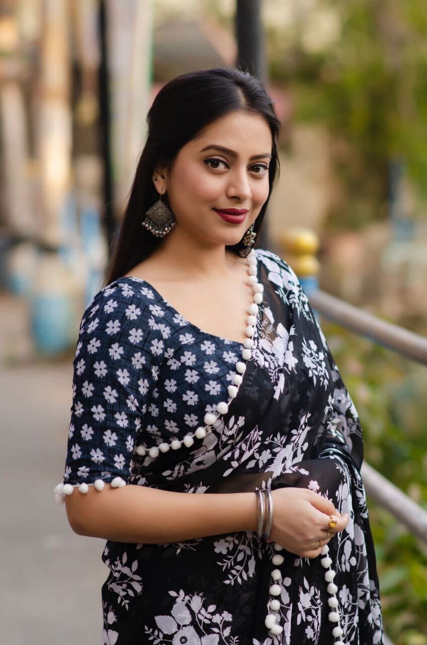 Pom Pom Georgette White Floral Printed Saree in 5 colors Designer Saree Shopin Di Apparels Black