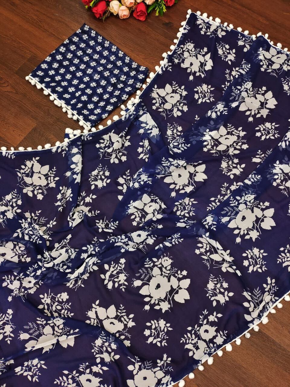 Pom Pom Georgette White Floral Printed Saree in 5 colors Designer Saree Shopin Di Apparels