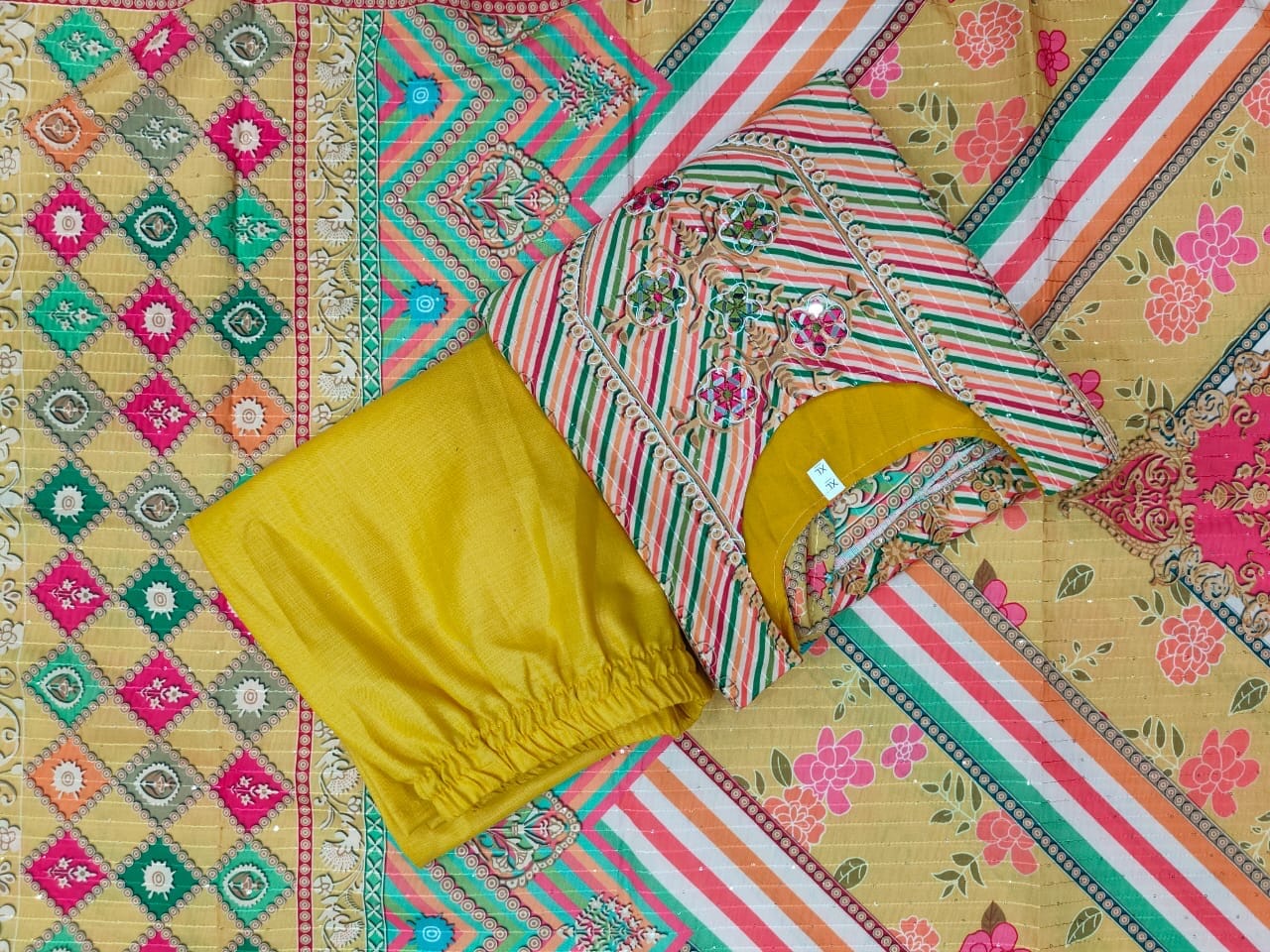 Mustard Muslin Kurti with Pant and Dupatta Set Kurti with Bottom and Dupatta Shopin Di Apparels 
