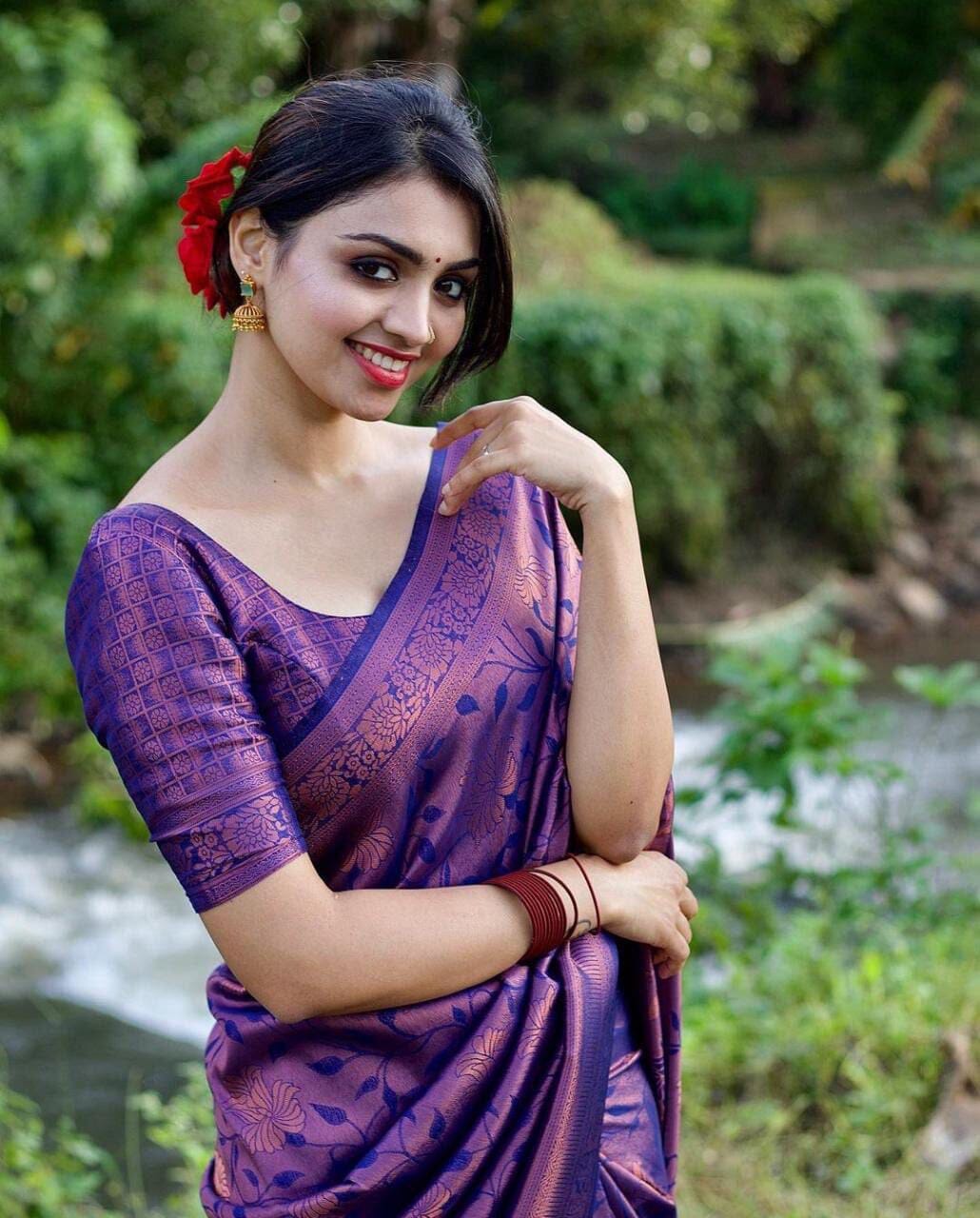 Soft Lichi Silk Saree with blouse in 5 colors Shopin Di Apparels 