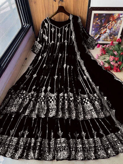 Yankita Kapoor Black Heavy Georgette Sequence Work ReadyMade Lehenga suit Ready Made Designer Suits Shopin Di Apparels 