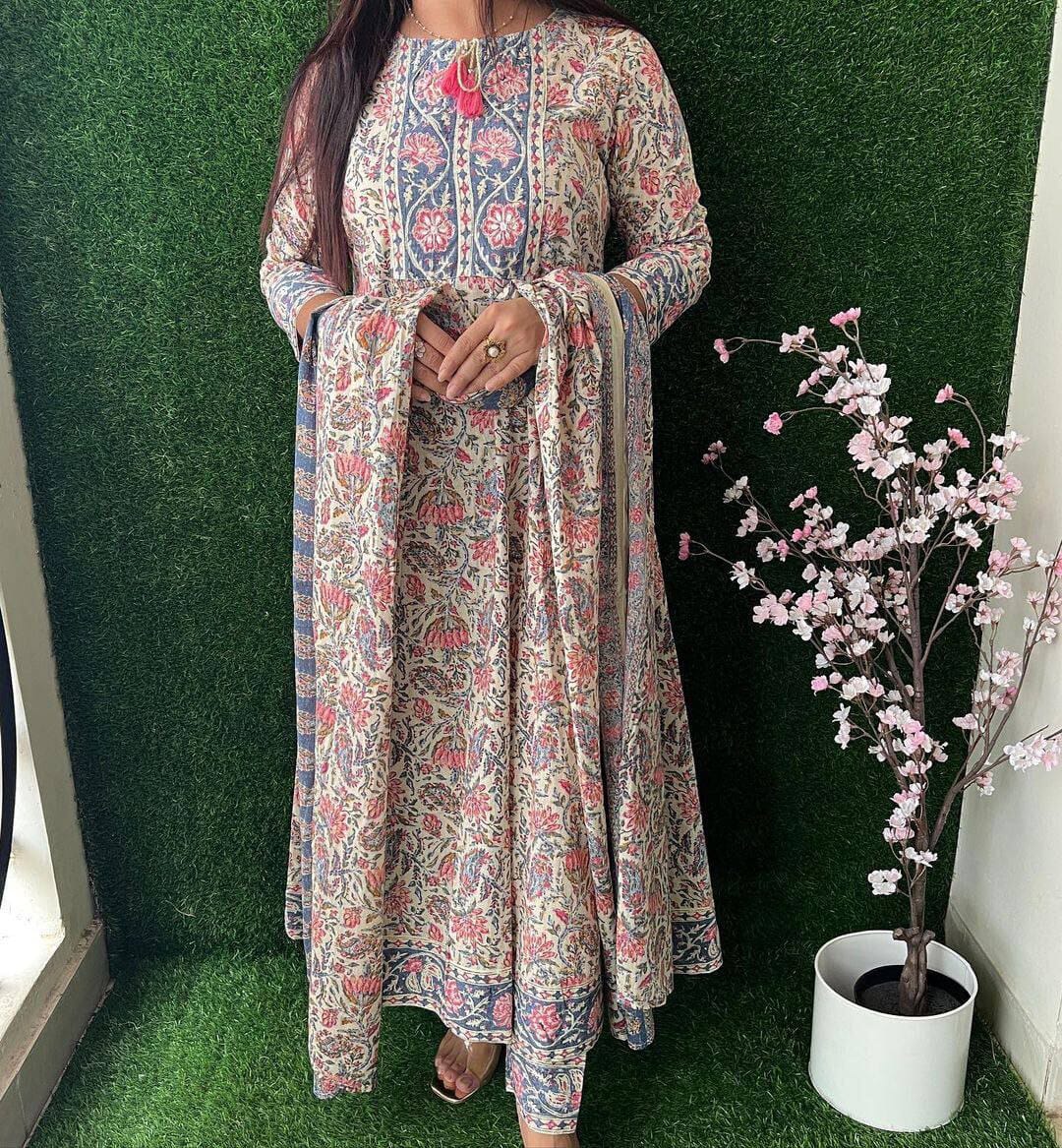 Beautiful Printed Anarkali Kurti with Bottom and Dupatta Kurti with Dupatta and Bottom shopindi.sg 