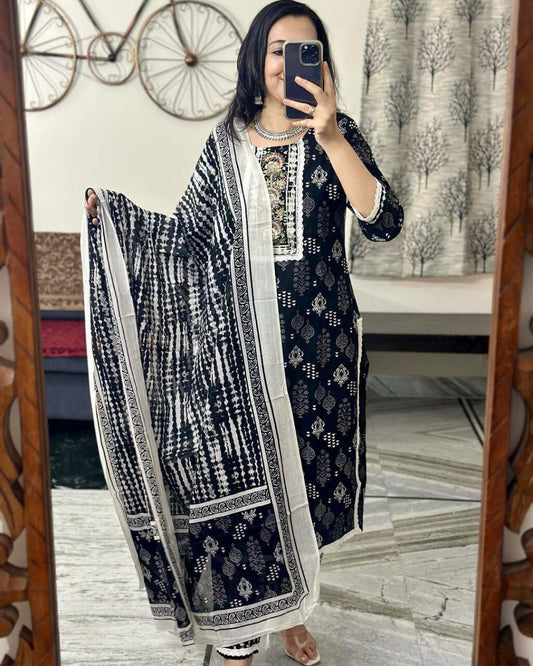 Beautiful Reyon Black Straight kurti Pant With Malmal Printed Dupatta Kurti with Dupatta and Bottom Shopin Di Apparels 