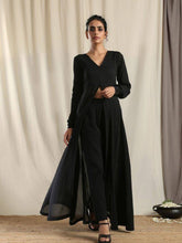 Load image into Gallery viewer, Black Plain Centre Slit Georgette Kurti with Crepe Pant Kurti with Pant Shopindiapparels.com 