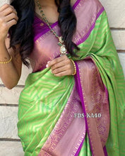 Load image into Gallery viewer, Green Banarasi Lichi Silk Saree Shopindiapparels.com 