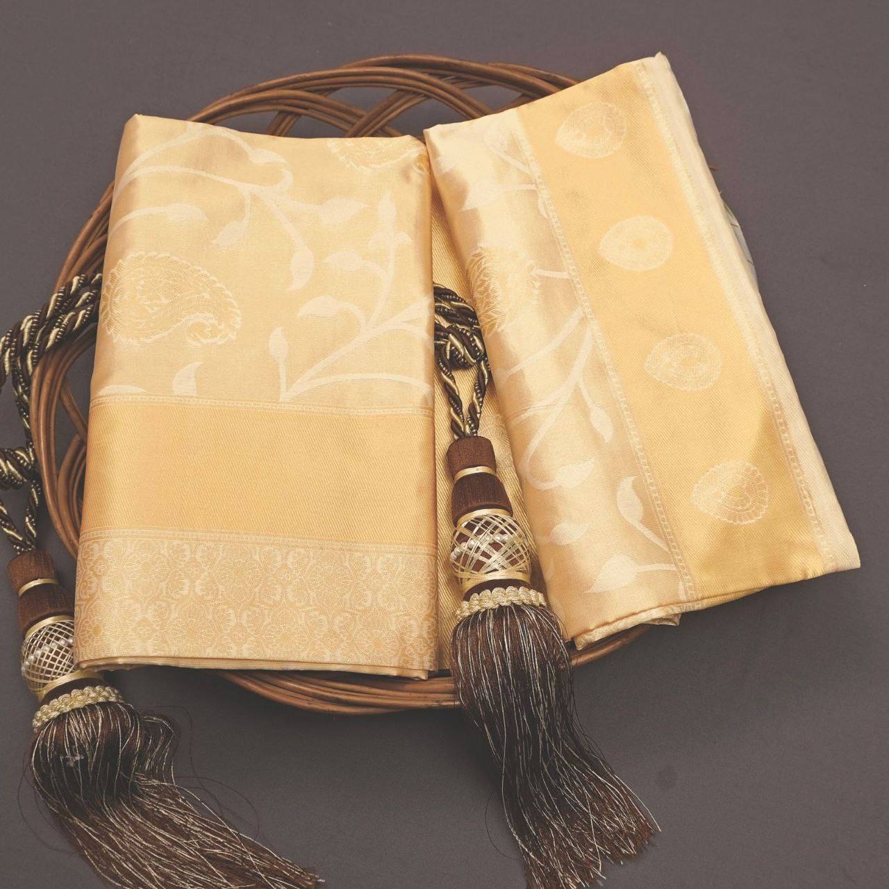 Ladali Designer Golden Border Lichi Silk Saree Saris & Lehengas shopindi.sg 
