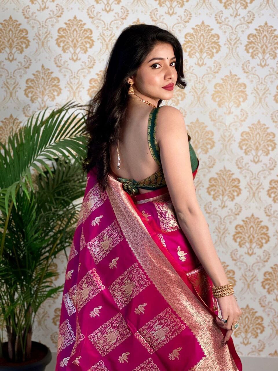 Pure Silk with Pure Zari Weaving SuperHit Wedding Saree shopindi.sg 