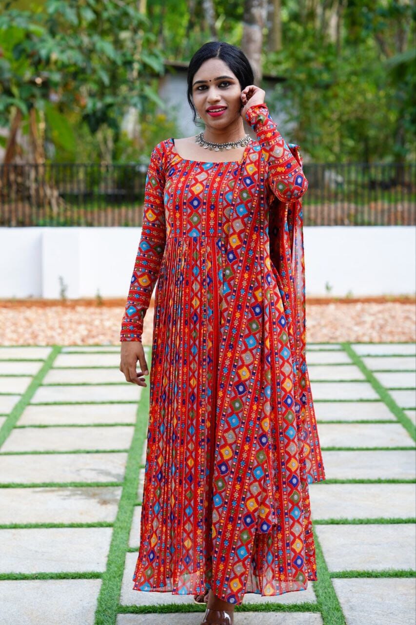 Red Georgette Digital Printed Gown with Dupatta Gown with Dupatta Shopindiapparels.com 